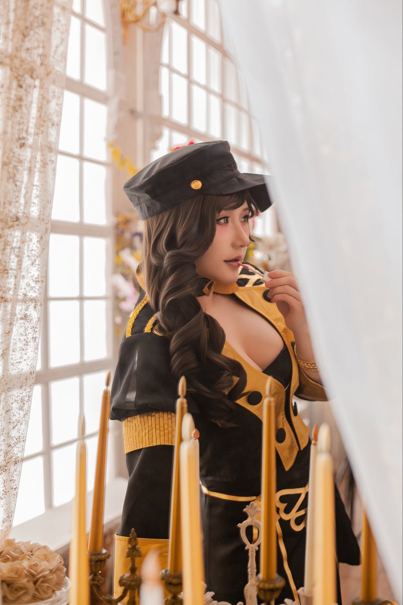 Dorothea

#FireEmblemThreeHouses 
#cosplay
