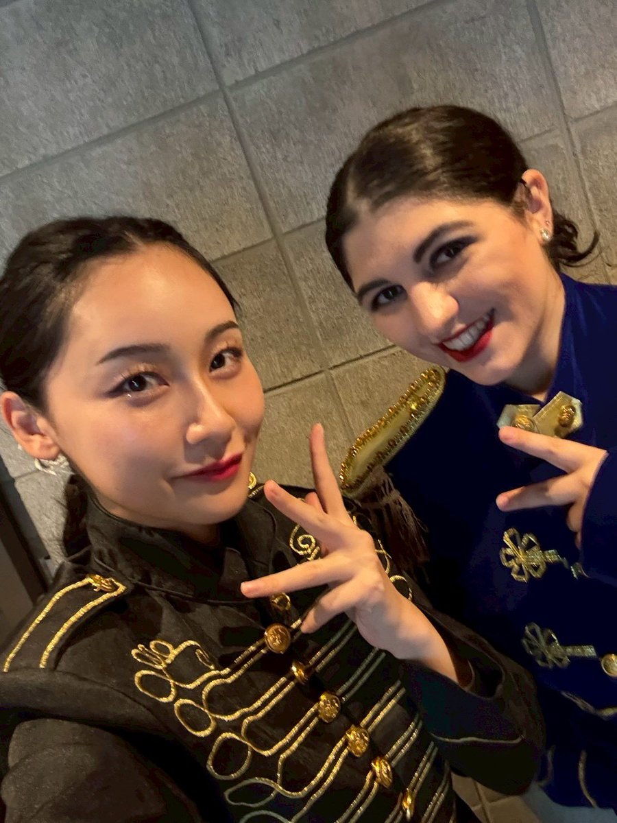 edh_pa's tweet photo. みんなでお写真もたくさん撮れたの🥰
#舞台
#役者singer
#レビュー部 https://t.co/0MX36ghHpr