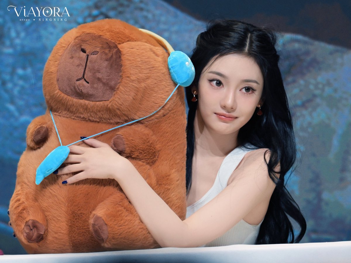 251207 SM Store Fansign

#닝닝 #NINGNING  #宁艺卓 #에스파 #aespa #宁宁 #寧藝卓 #寧寧 #AESPA