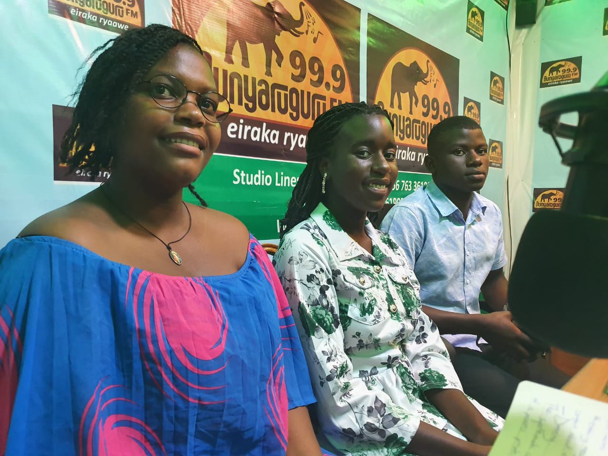 On air!!
How can we end Digital violence against youth?
#Youthcorner program every Sunday from 3:0pm to 5:00pm.
We have youth from Speak Foundation Ug. Listen 📻online on bunyarugurufm.com
Studio lines:0763361902/0741721620