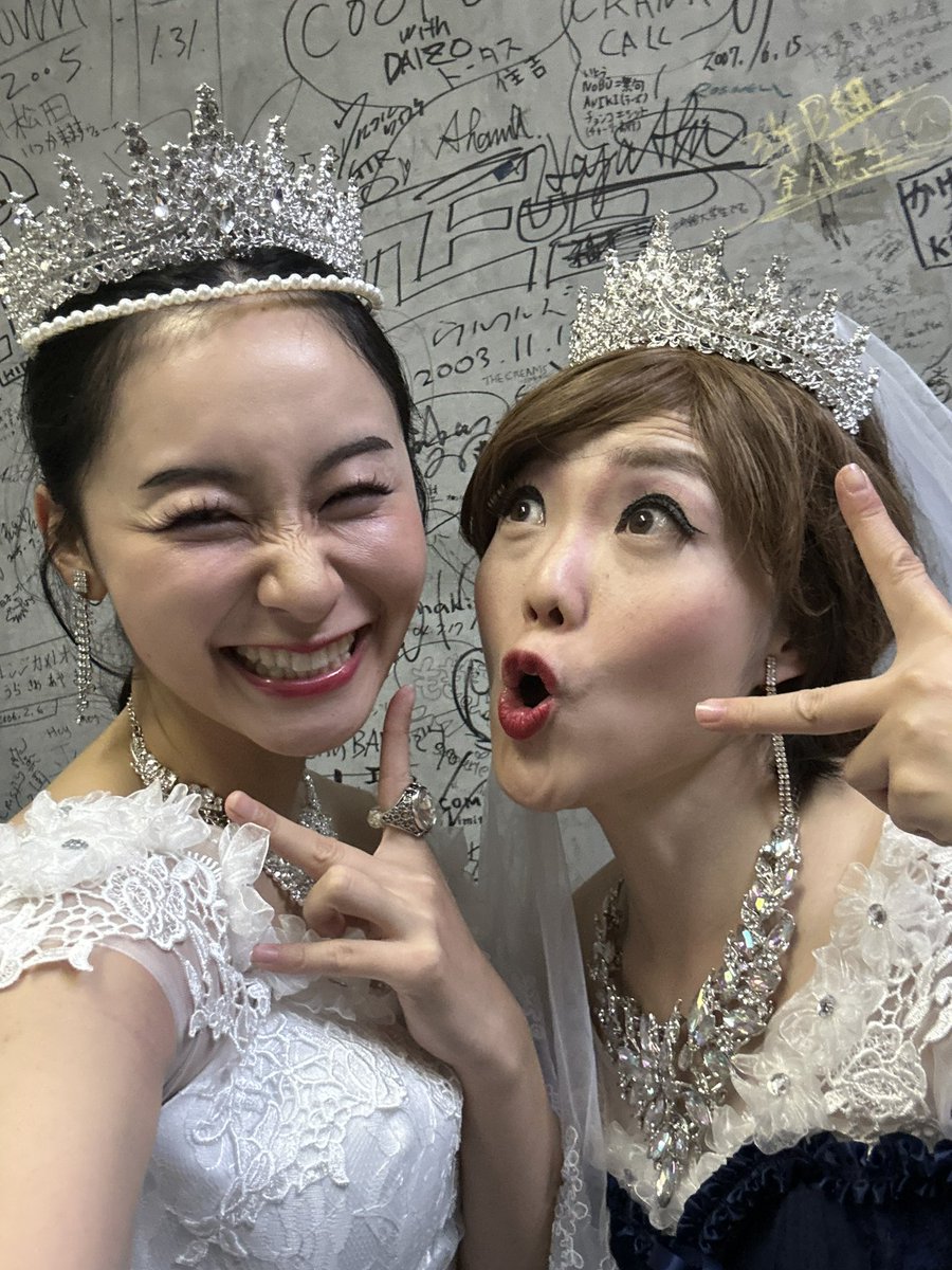edh_pa's tweet photo. 枚数を重ねるたび崩れてゆくww https://t.co/TQTyJ3Y5Hd