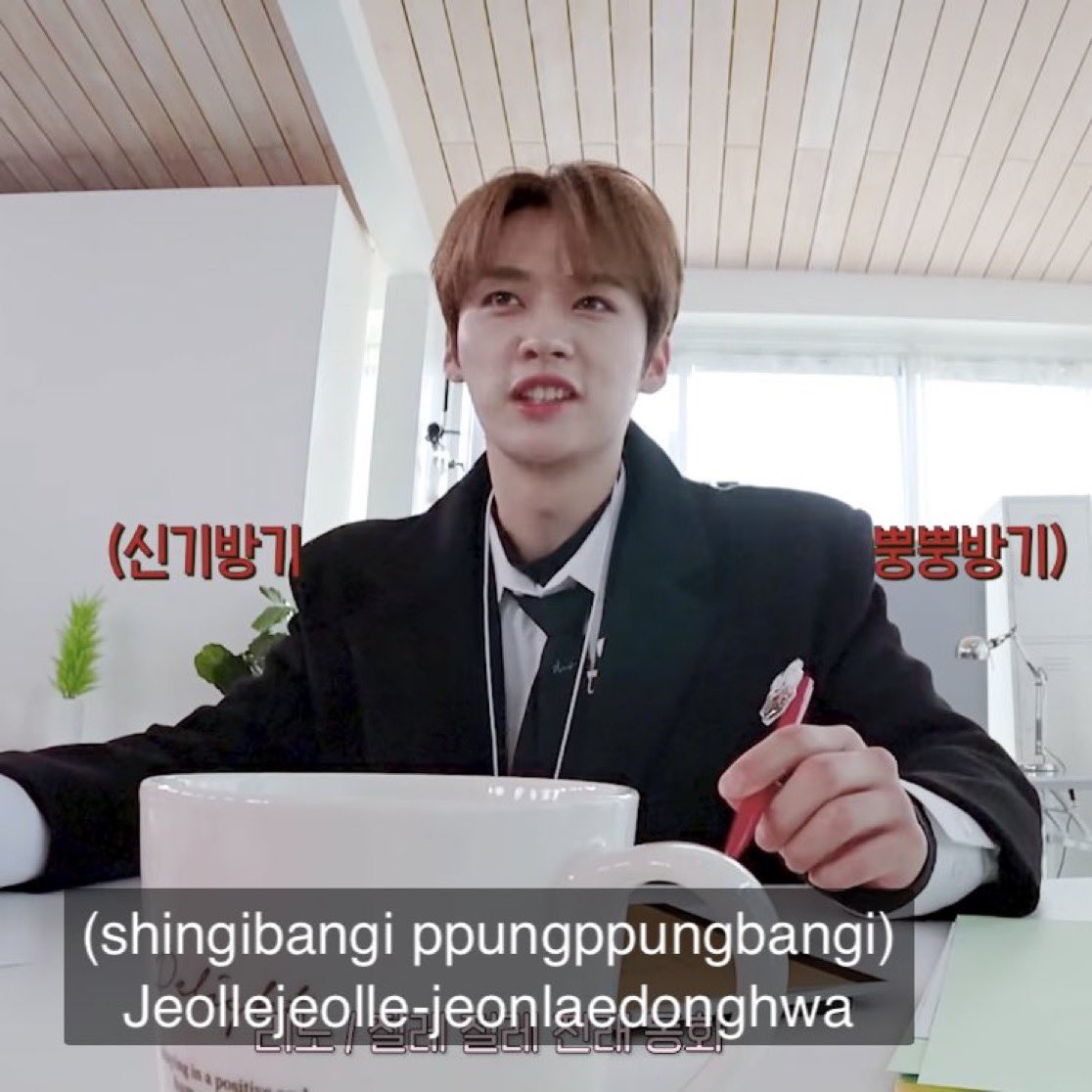 jeonghan and lee know are literally two bodies and one mind who match each other’s freak, a thread: