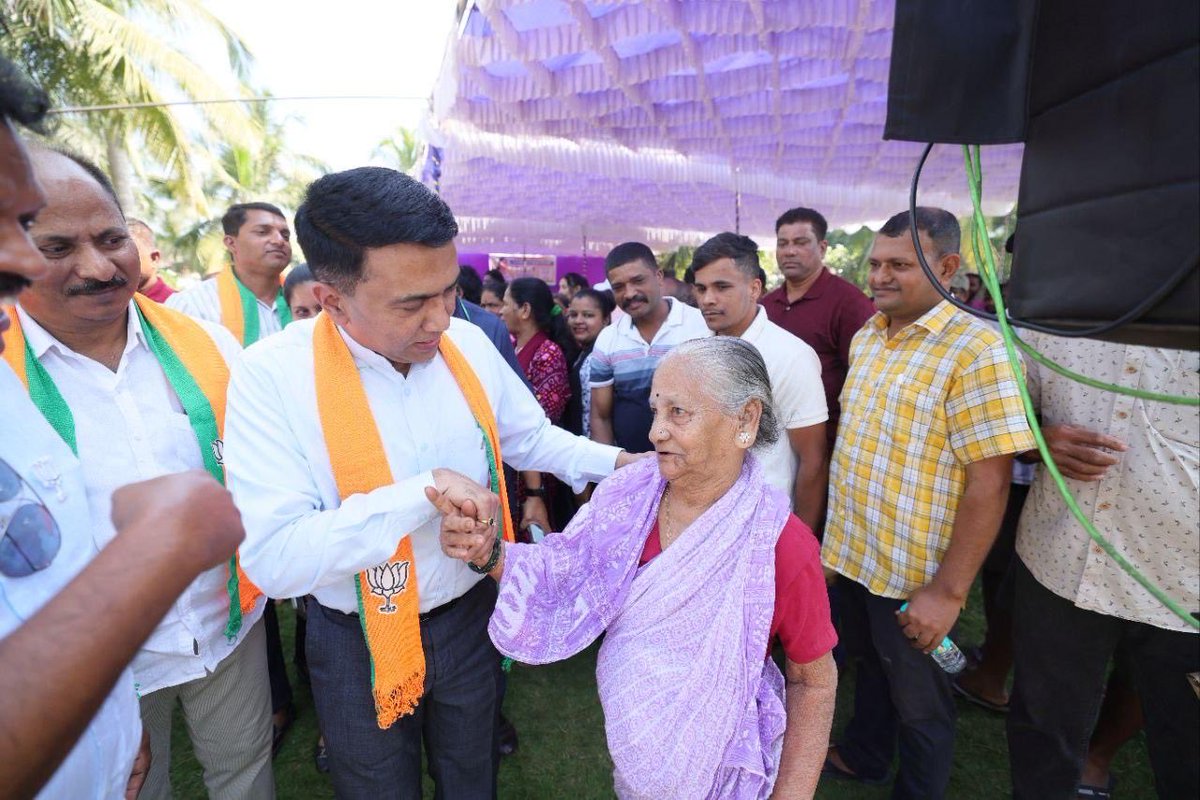 DrPramodPSawant's tweet image. The public response during our BJP outreach in the Calangute Zilla Panchayat Constituency was truly encouraging. Joined our candidate Smt. Franzilia Rodrigues along with MLA Shri @MichaelLobo76 and our committed karyakartas.