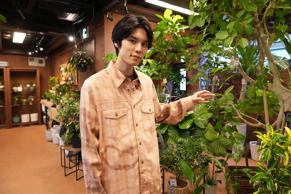 萩原利久 2nd写真集＆2026年カレンダー【公式】 (@riku_2nd_photo