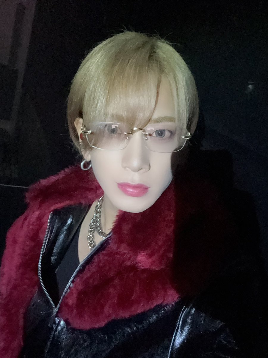honda_0411's tweet photo. Thankyou!!
TWO THRONE！！

楽しかったな
2025年もありがとう！！

ミルクティーの新ビジュどう？📸 https://t.co/E2Sw2jiqZ4
