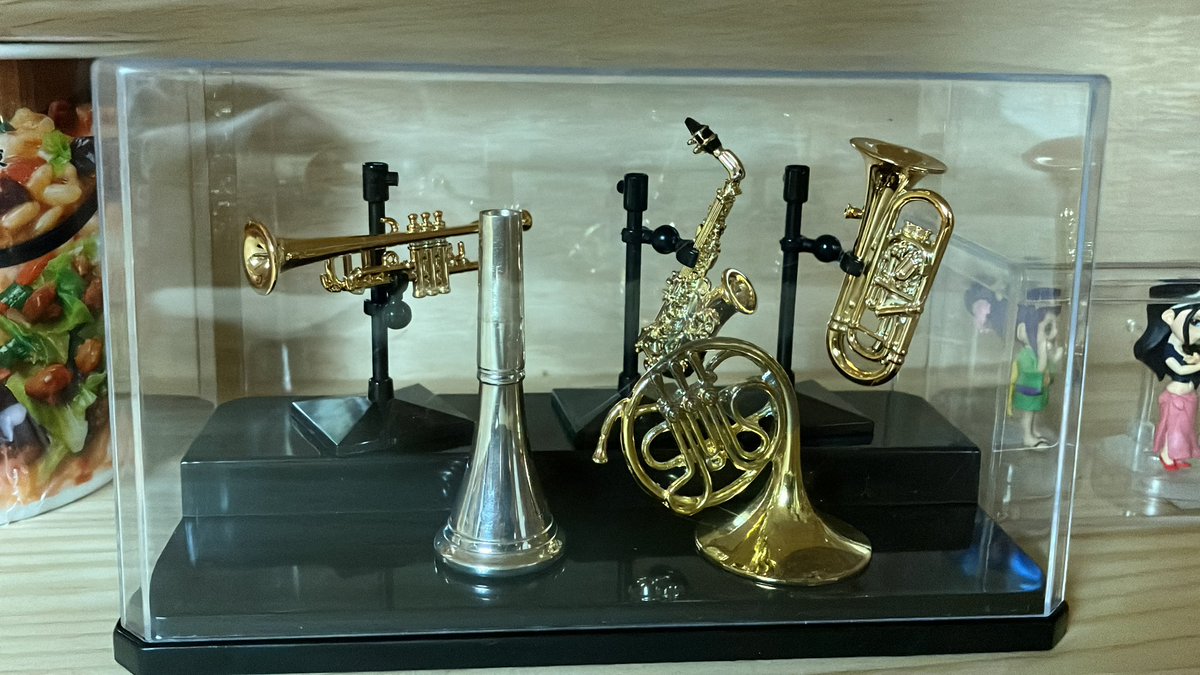 kikuo_87D's tweet photo. 色々追加
プラモ箱場所変更
ここにゲンキダマツリ先行販売の悟空のフィギュア(白と赤のヤツ)追加されたらええかんじ
ケースはいい感じ
コマじろう禿げて髭できた
  #ドラゴンボール  #妖怪ウォッチ  #みそきん   #宇宙戦艦ヤマト https://t.co/LBuU1f8r2y