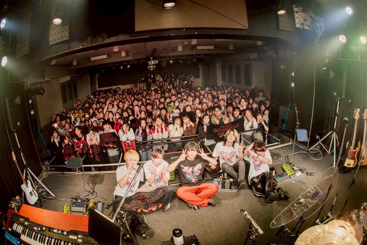 THREEE ONE-MAN LIVE TOUR 2025
『火鳥』
金沢AZ

ツアー金沢編に参加させていただきました！
魂を音に乗せて届けた最高のライブでした！

素敵な1日をありがとうございました！

📸 by <a href="/macoj5/">ハヤシマコ HayashiMaco</a>
#すりぃ