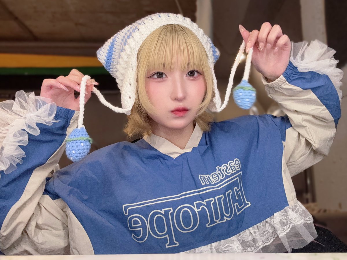 🍓(・༥・)ﾊﾟｸｯ