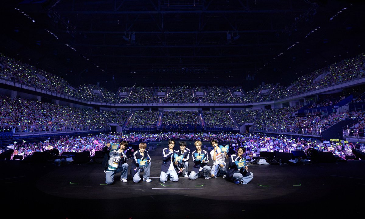 KUALA LUMPUR DAY 1 COMPLETE! 🔥 Thank you for an explosive start to <THE DREAM SHOW 4 : DREAM THE FUTURE>. You guys were incredible, NCTzens! We're already looking forward to doing it all again! 💚