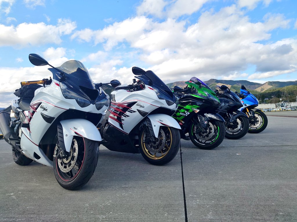 毎月14日はZX14Rの日 thx2025👍✨