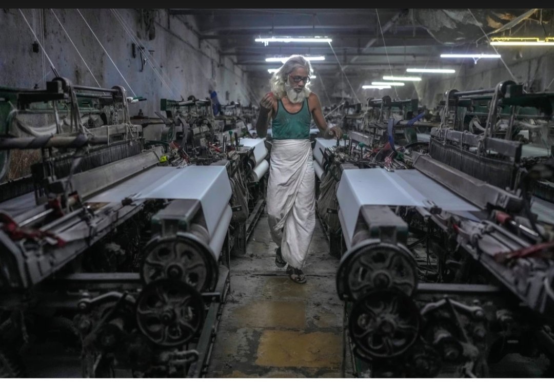 haria_neel's tweet image. @rais_shk @CMOMaharashtra
@mieknathshinde

Respected Rais Sir,

I hope this message finds you well.

I humbly wish to request your kind attention towards the long-pending Power Loom Subsidy issue, especially the registration-related problems being faced by power loom owners in…