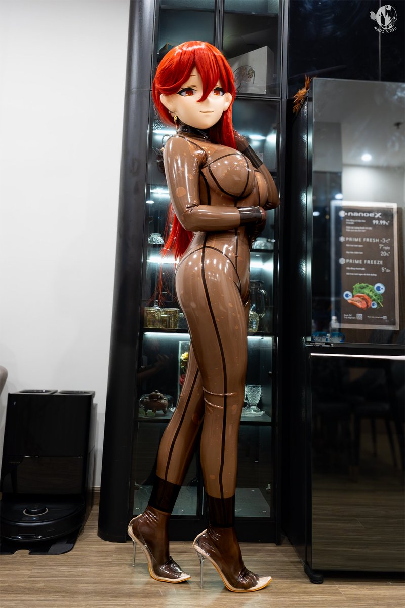 MariKigu's tweet photo. Smol butts 🥲

#kigurumi
#latex
#HonkaiStarRail
#Himeko https://t.co/HNVrTsy7mw