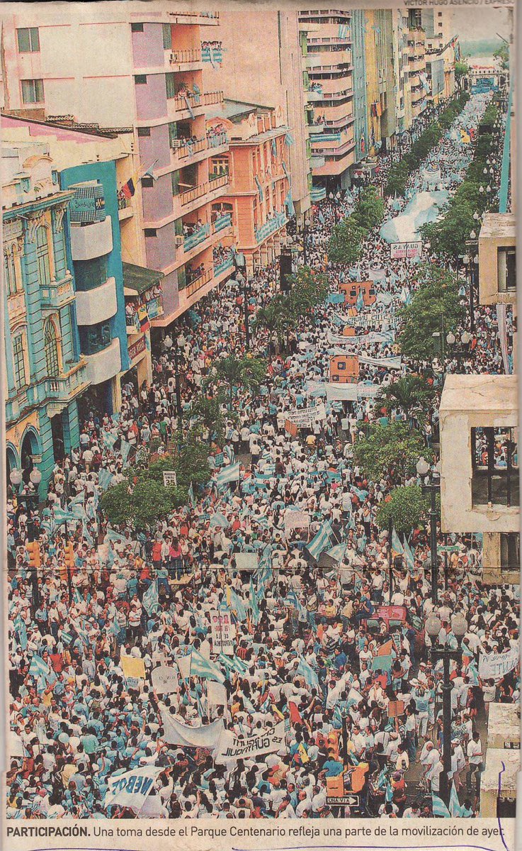 GonzaloAlbanM's tweet photo. Cuando se metían con Guayaquil, Guayaquil se levantaba. Una marea de guayaquileños exigiendo y encendiendo su madera de guerrero. No era un tema de partidos, era la defensa a una ciudad y un país. Las buenas costumbres de un pueblo aguerrido. https://t.co/hSE5GcJ0Xg