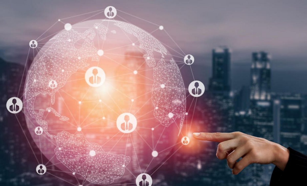 AI is not just a tech buzzword; it's the economic powerhouse reshaping jobs and industries. 💥

Think AI is stealing jobs? It's actually creating new ones you haven't even imagined yet! 🤖🚀