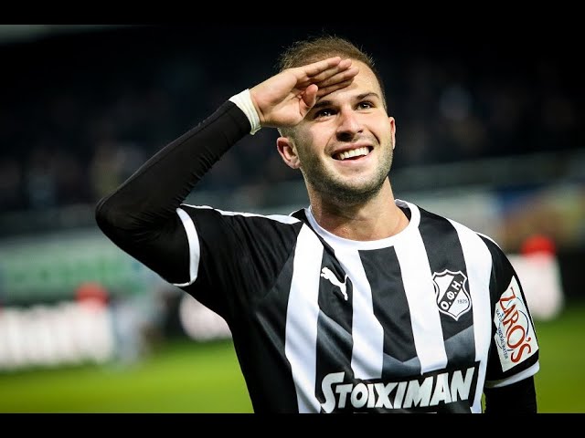 Ο παίκτης εχει φαει ban απο την FIFA για πλαστα έγγραφα και εχει δηλωσει οτι θελει να επιστρέψει στον σύλλογο που τον ανέδειξε μια μερα #ΟΦΗ

Εξαιρετική επιλογή γιατί απο τα στατιστικά του δεν σταμάτησε να παστελωνει.

Let's go!!
<a href="/MikeBousis/">Mike Bousis</a> <a href="/dimitribousis22/">Dimitri Bousis</a> #figueredo