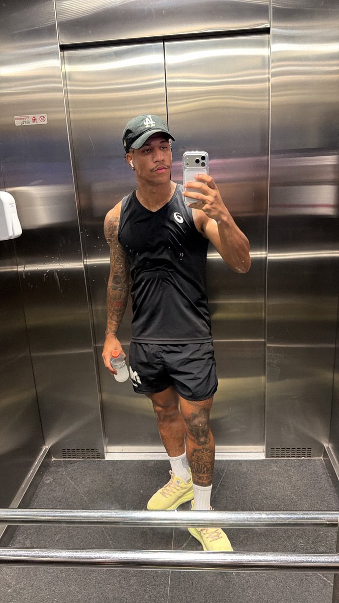 mvinift's tweet photo. Bora voltar aos treinos 🏋🏾‍♂️🔥🇧🇷 https://t.co/n9LBYvcju6