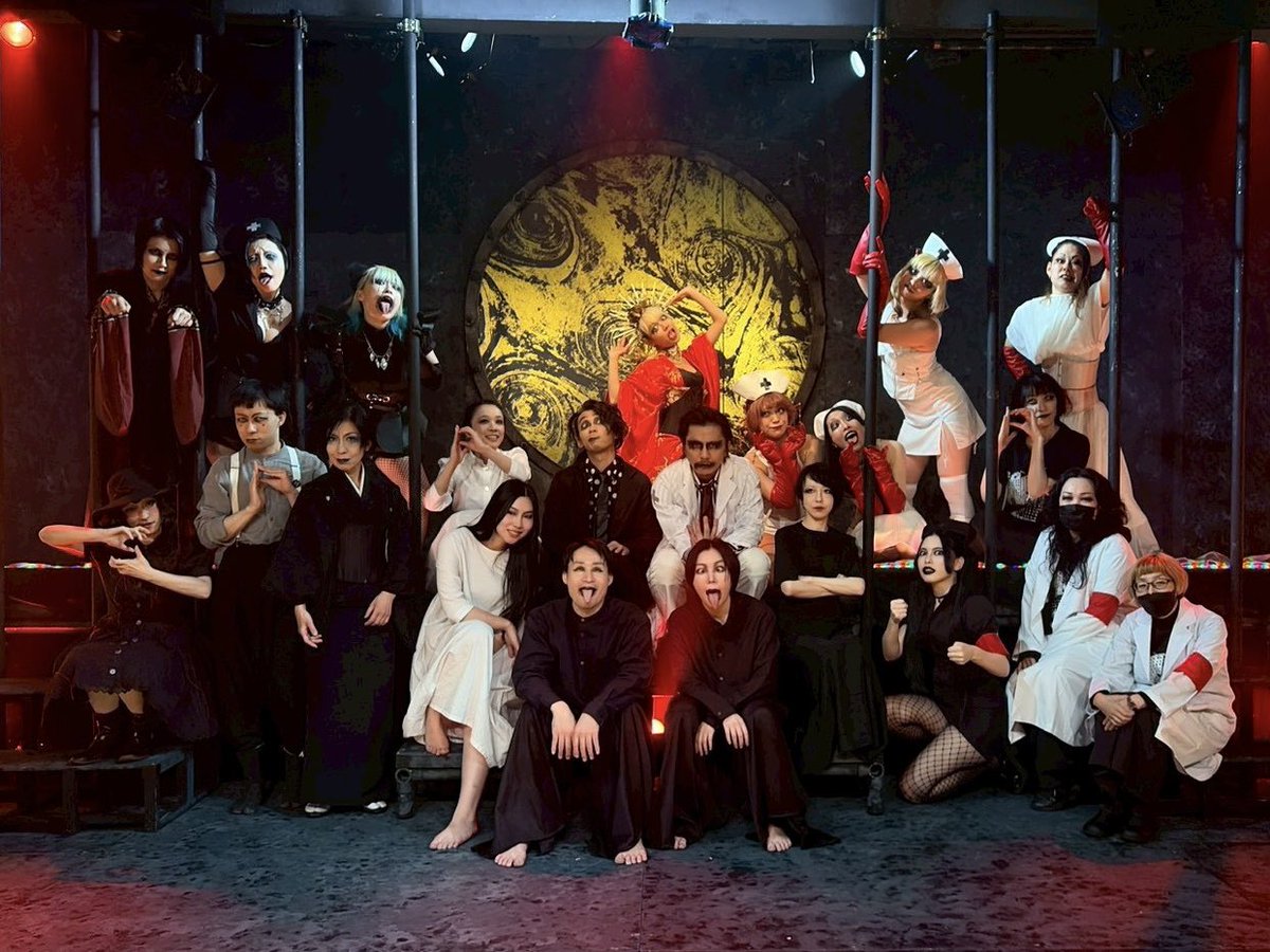 #サイコシス

PSYCHOSIS File:008
幻魔怪奇劇『DGURA MAGRA −ドグラ・マグラ− RE／再演』
2025年12月10日(水)〜14日(日)
下北沢「劇」小劇場

\\全公演完売怨霊//
青年と呉一郎を交互に演じるという
演劇人生の中でも
エクストリームな体験を
みとどけてくださり
本当に有り難う御座いました