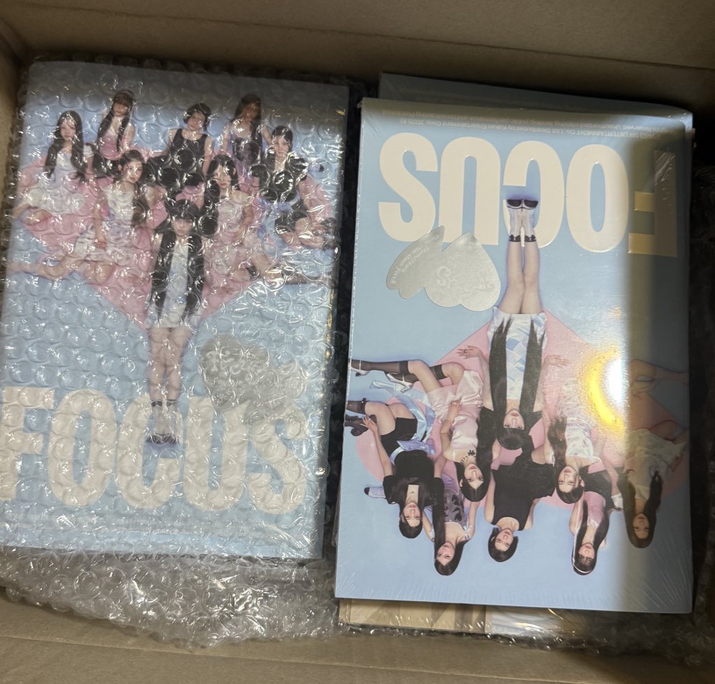 yangdo_1889's tweet photo. 하투하 하츠투하츠 포커스 미개봉 앨범 양도
each 0.2
set: 0.6

hearts2hearts 카르멘 지우 유하 스텔라 주은 에이나 이안 예온 carmen jiwoo yuha stella juun ana Ian yeon pc poca fansign 포카 포토카드 pc poca wts 럭드 에버라인 h2h 교환 포커스 focus 미공포 sell https://t.co/QujksvXa29
