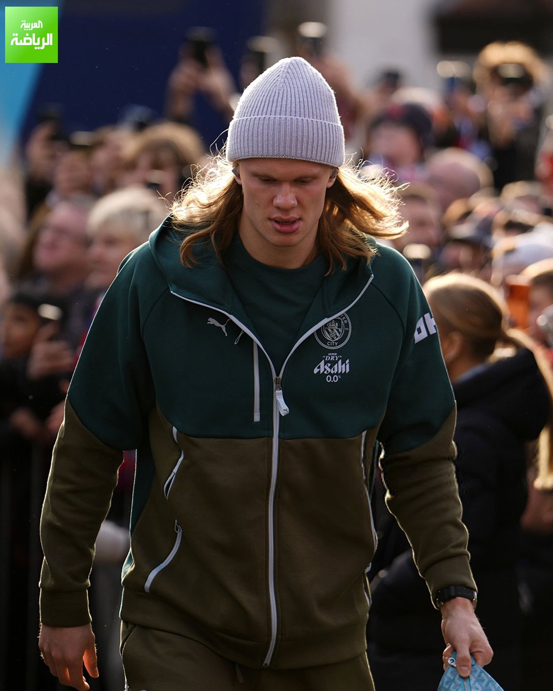 لقطات من وصول فريق مانشستر سيتي لملعب سيلهرست بارك استعداداً لمواجهة كريستال بالاس في الدوري الإنجليزي 