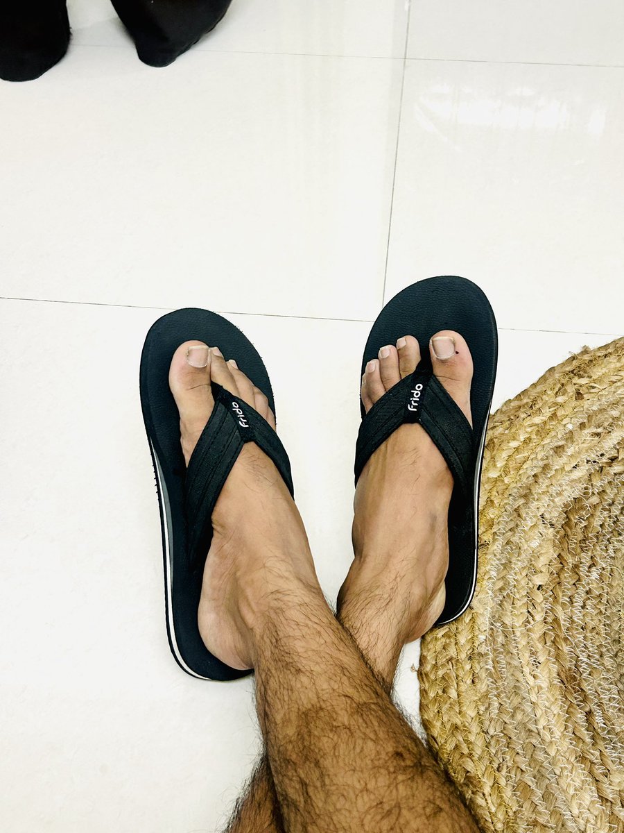 champ_indra's tweet photo. Surprisingly unwanted relatives comes to home i literally get irritated,
But today I was wore my @frido_official arch support slippers, they wouldn’t stop complimenting them.
Yeah our @Pulllkit R&amp;D team really nailed this . https://t.co/6Tfjt4Gqmx