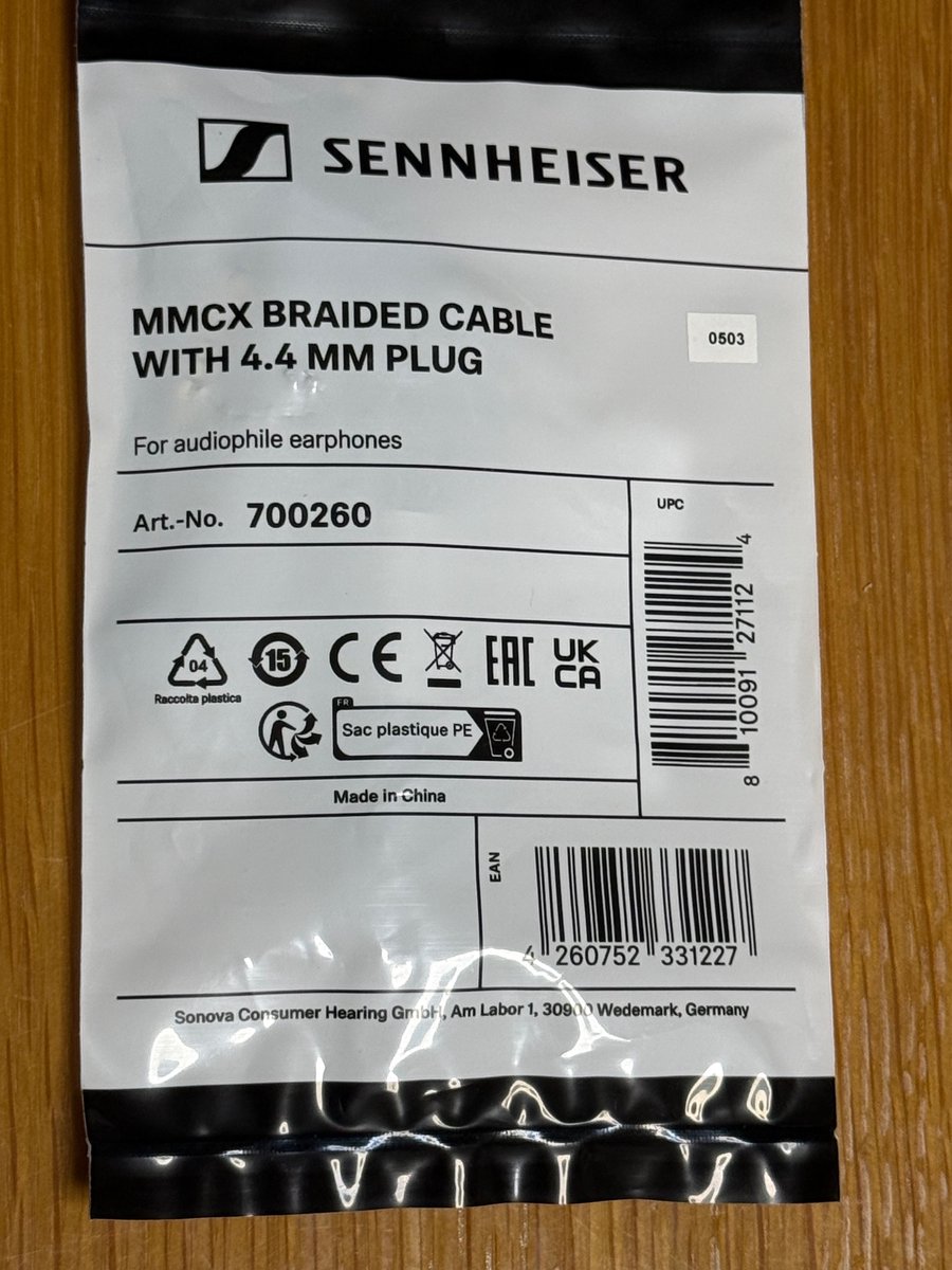 Amazonのブラックフライデーセールで買ったゼンハイザー IE200用の4.4