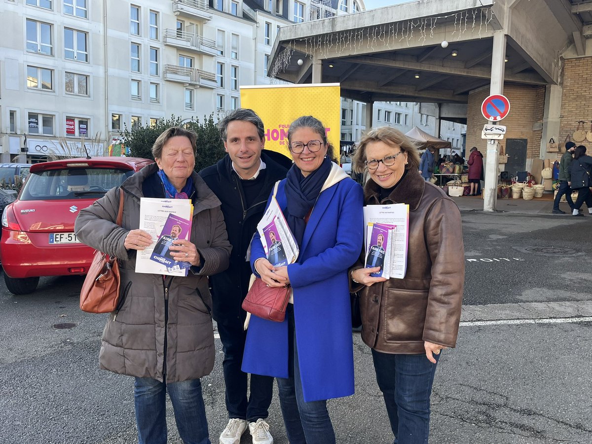 Un air de changement à #Nantes, devenons fiers de notre ville ✊

Ce week-end, nous étions dans les rues de #Nantes pour une ville sûre, propre et attractive ! 
✅ Tranquillité
✅ Transparence &amp; accès à la culture
✅ Écologie du quotidien
#Municipales2026 #Chombart26 <a href="/Foulques44/">Foulques Chombart de Lauwe</a>