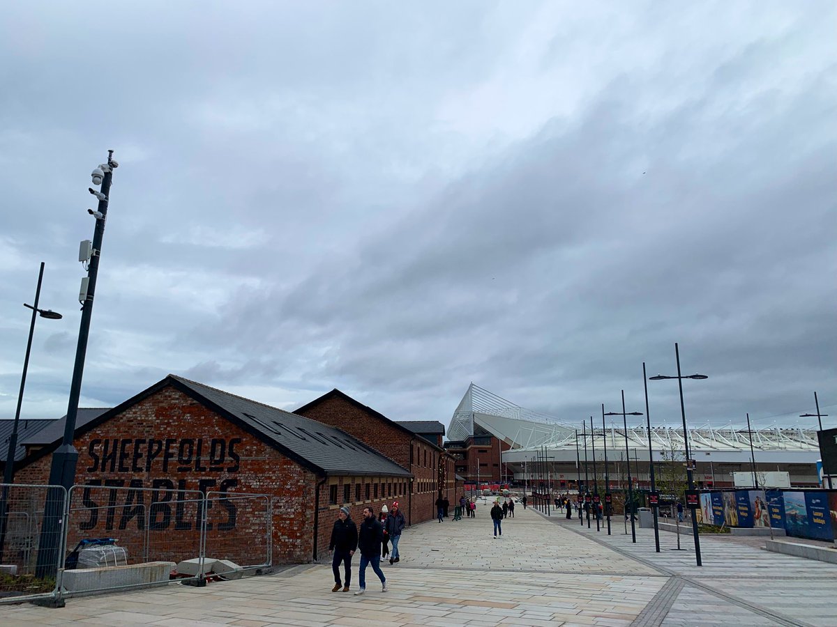 bbcjohnmurray's tweet image. The scene is set for the first Sunderland-Newcastle league derby for almost a decade.

Hear it from 14.00 GMT @bbc5live @BBCSounds @BBCSport