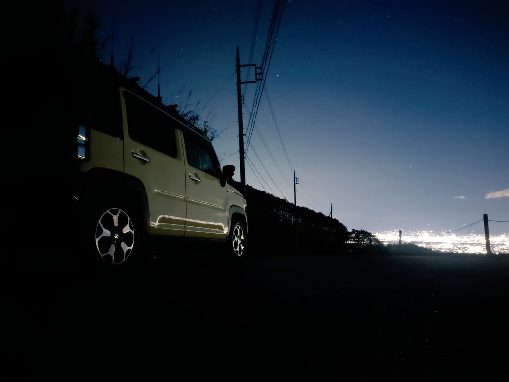JN1SIL's tweet photo. ふたご座流星群ってことで、地元の陣見山に行って来ました。
妻はいくつか見えたと喜んでましたが、私はひとつだけ・・・。
見えただけ良しとしましょうかw https://t.co/6EDJTYdJbT