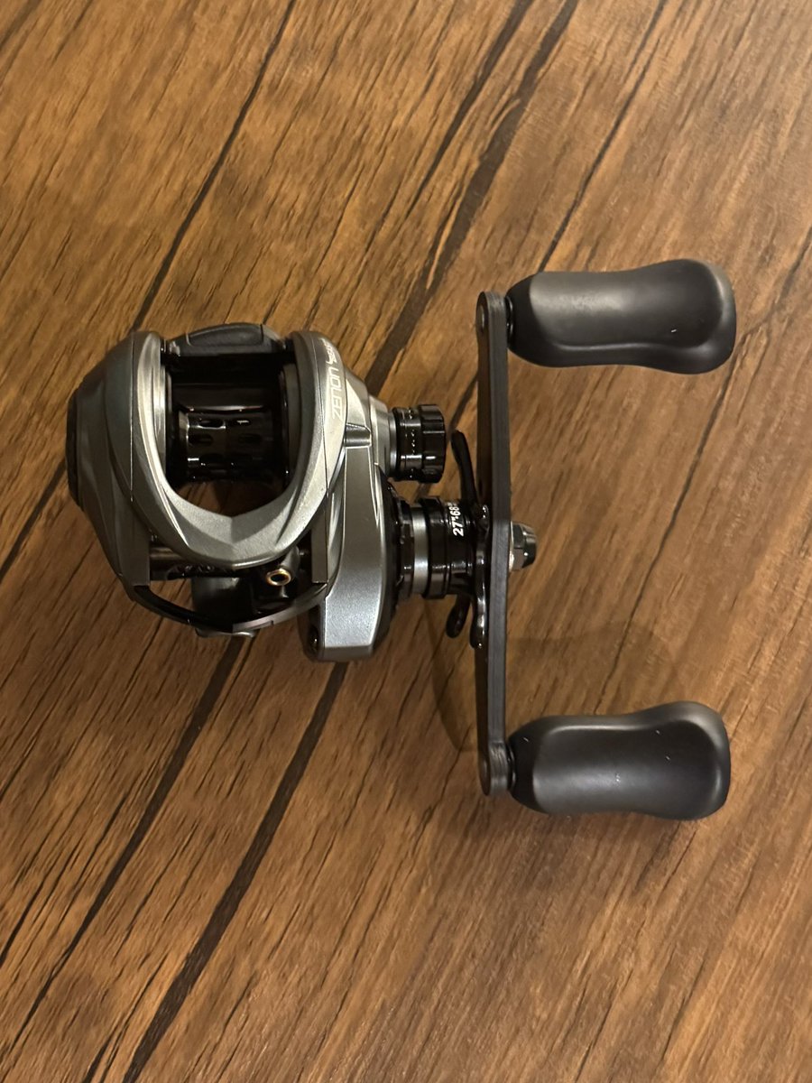 安売りに飛びついて買ったゼノンビースト6Lが届いたよ。ビースト9(2枚