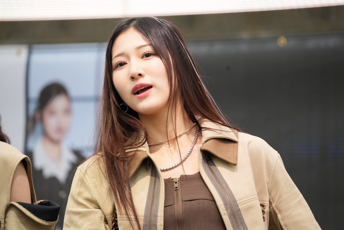 model 蟹沢萌子 @kanisawa_moeko #ノイミー_カメコ #排他的ファイター