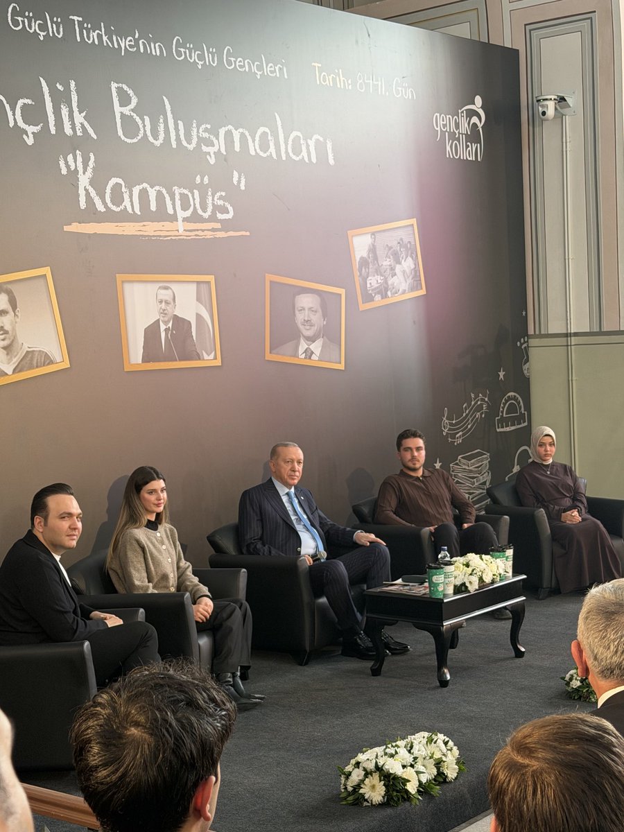 “Gençlik Buluşmaları” Bu akşam 18:00’de tv kanalları ve <a href="/Akparti/">AK Parti</a> kurumsal hesabımızdan takip edebilirsiniz.

<a href="/AKGenclikGM/">AK Gençlik</a> <a href="/avyusufibis/">Yusuf İBİŞ</a>