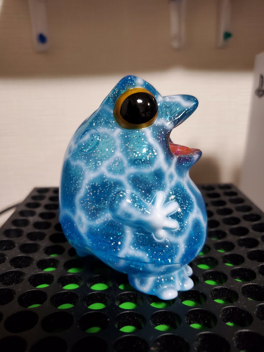 憧れのペインターネットさんの カエルーマ水中迷彩お迎え 憧れの水中