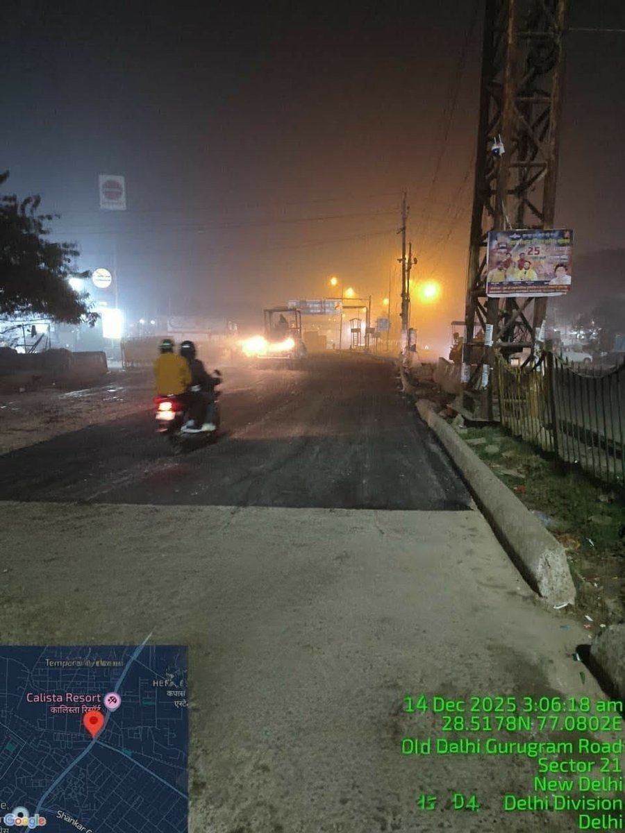 OfficialGMDA's tweet image. 👨‍🏭 🚧 Road repair and strengthening work is being carried out on Old Delhi Gurugram Road, near Kapasera border to curb dust generation due to damaged road conditions &amp;amp; improve #commuter safety.
#RoadMaintenance #DustMitigation #DustControl #CleanRoads #UrbanMobility