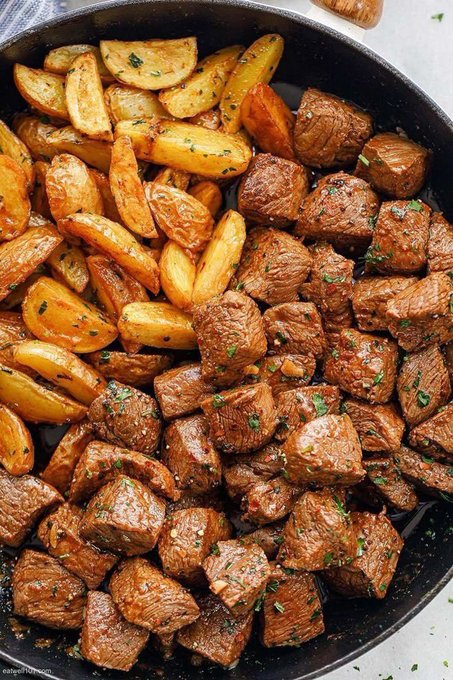 Yes, please 🥔 🥩