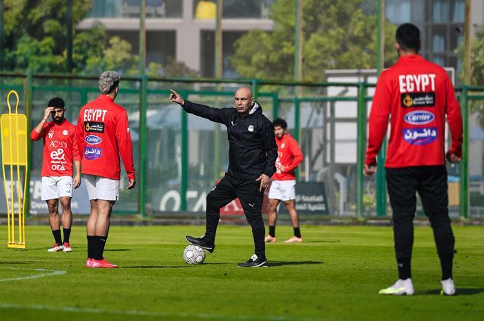 عاجل حسام حسن يعلن قائمة منتخب مصر النهائية في كأس إفريقيا - ملاعب 