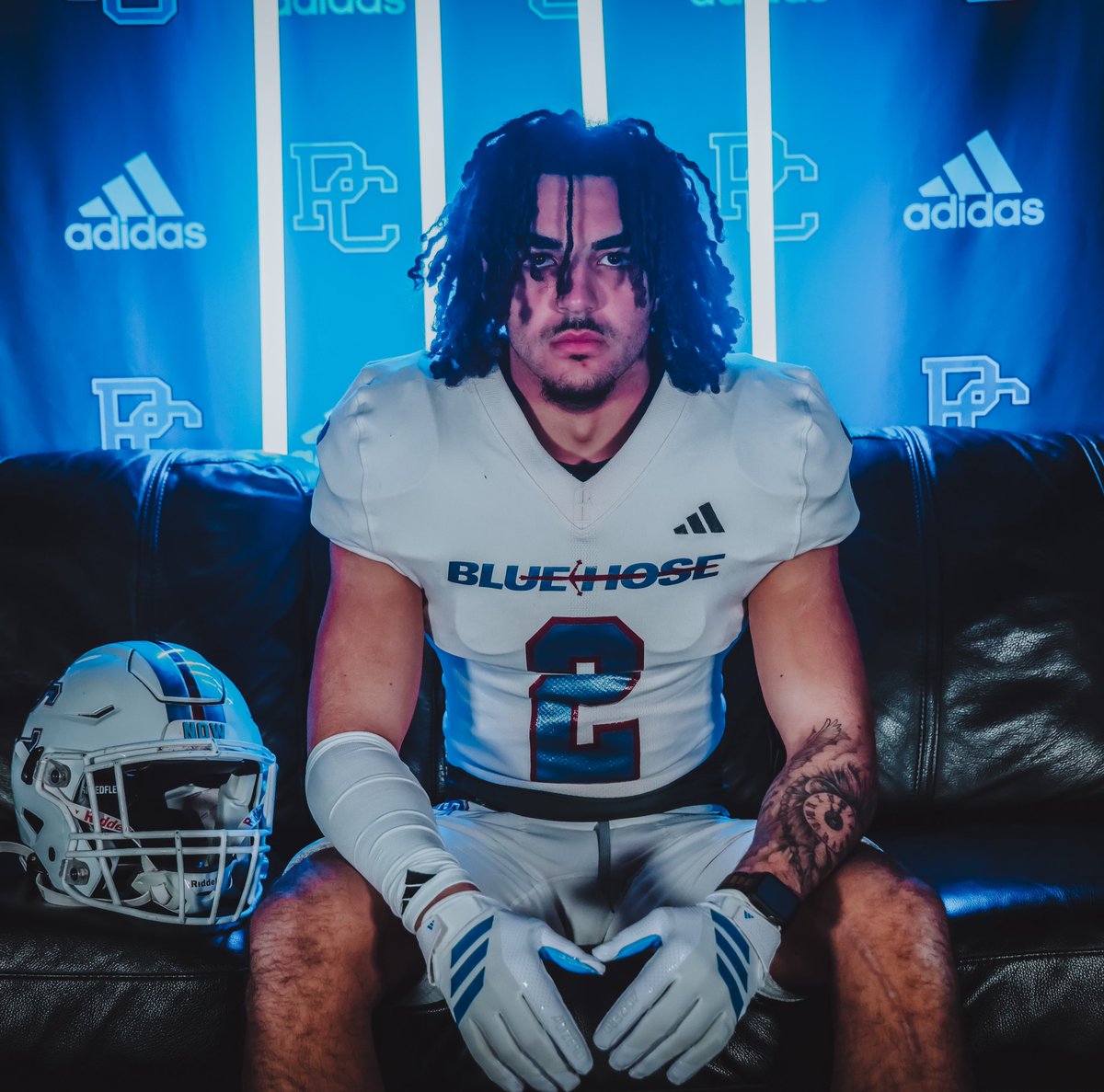 ameerelghazaly1's tweet image. HOME‼️ Truly blessed to have earned the opportunity to play at the next level. #Alhamdulillah 

@BlueHoseFB @coachschodowski @Coach_DanOwen @Coach_Englehart