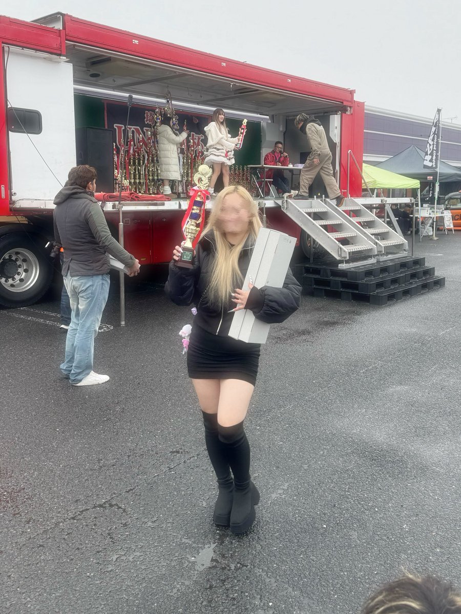 𝑲𝑨𝑹𝑰𝑵 tweet media