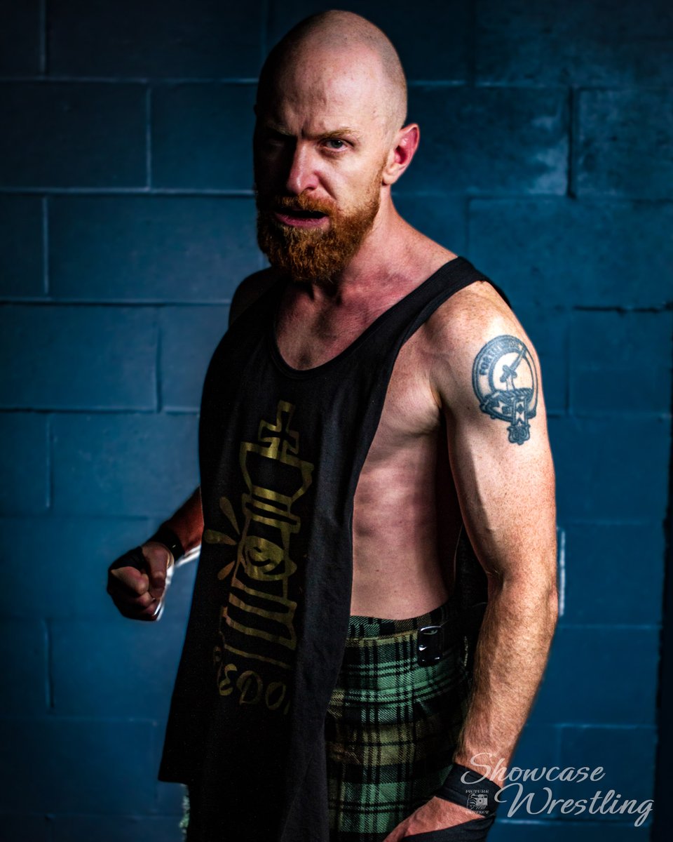 f r e e d o m 

🗓 November 30, 2025 #NewWaveWrestlingToronto

📸 #showcasewrestling

⚡️Visit linktr.ee/emceerae or follow me on Facebook, YouTube, and TikTok for more wrestling, training, production, and behind-the-scenes content.

#ProWrestling #WrestlingPhotography