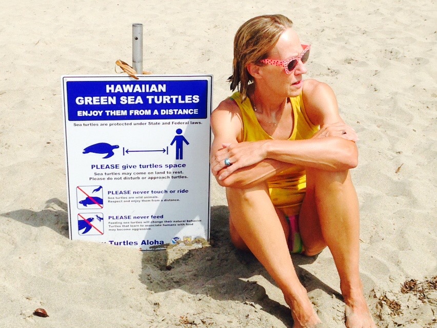 FTIOProject's tweet photo. Weekly memory: Look back to effectively move forward. Hawaii - protecting turtles. I have always loved the turtles and do what I can to keep them safe and healthy. Turtles need space-get too close- confuse and endanger them. This is their home- not yours. Respect it. #memories https://t.co/mIjxVfxJet