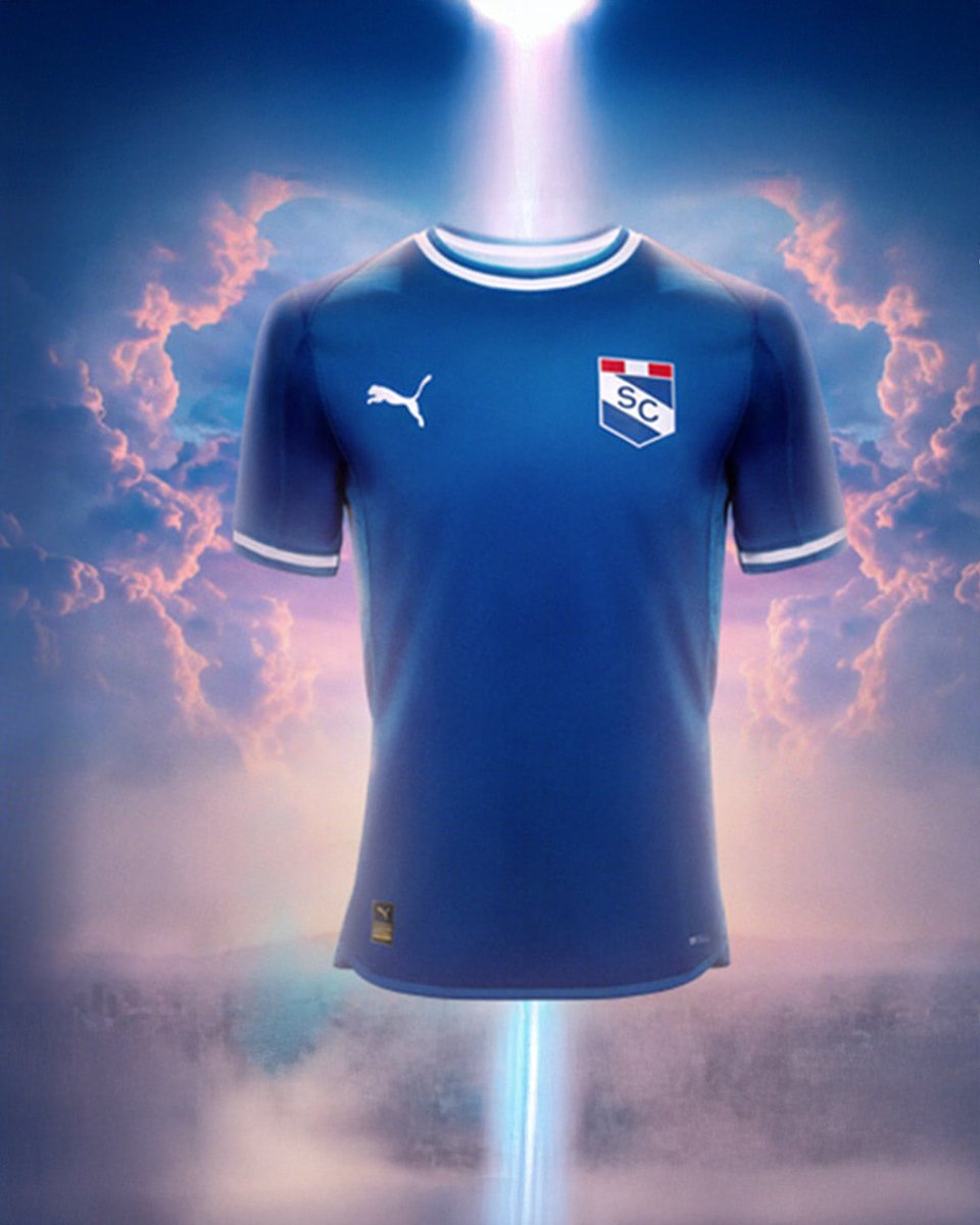 Así con esa camiseta te conocí, allá por el 74 en Chiclayo, con Quezada, Vinha de Souza, Mifflin, Quiroga.... Fuerza Cristal!!!!