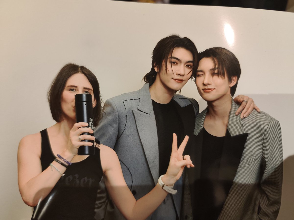 アイドル Boss THE MOMENT_in Tokyo BossNoeul They just need to touch each other and I'm happy 🙂‍↕️ BossNoeul