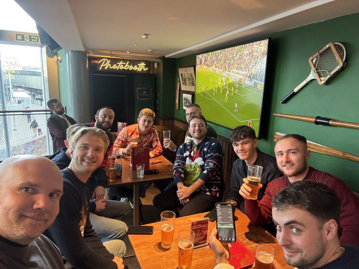 FC Sutton Dynamo First Team tweet media