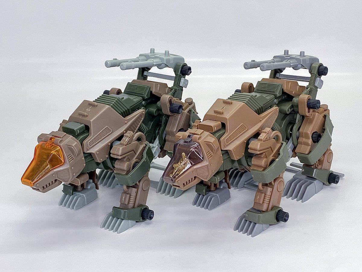 ベアファイター3機が揃ったので記念に一枚 ネットの画像で見てると色味