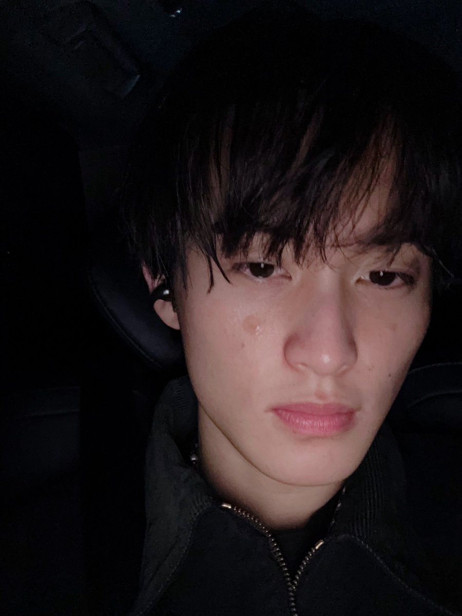 merlynsie's tweet image. มาร์คส่งเซลฟี่ในรถมาให้ น่าร้ากอะ ละมีบอกทำไมดูเส้าๆ 55555555 ชีต้าจ๋องมาก เอ็นดูเขาจัง ㅠㅠ