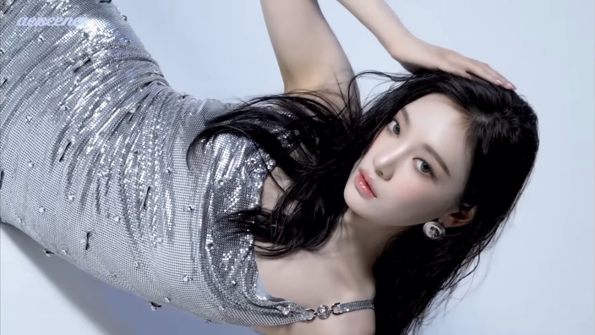 ningningskr's tweet image. all about her