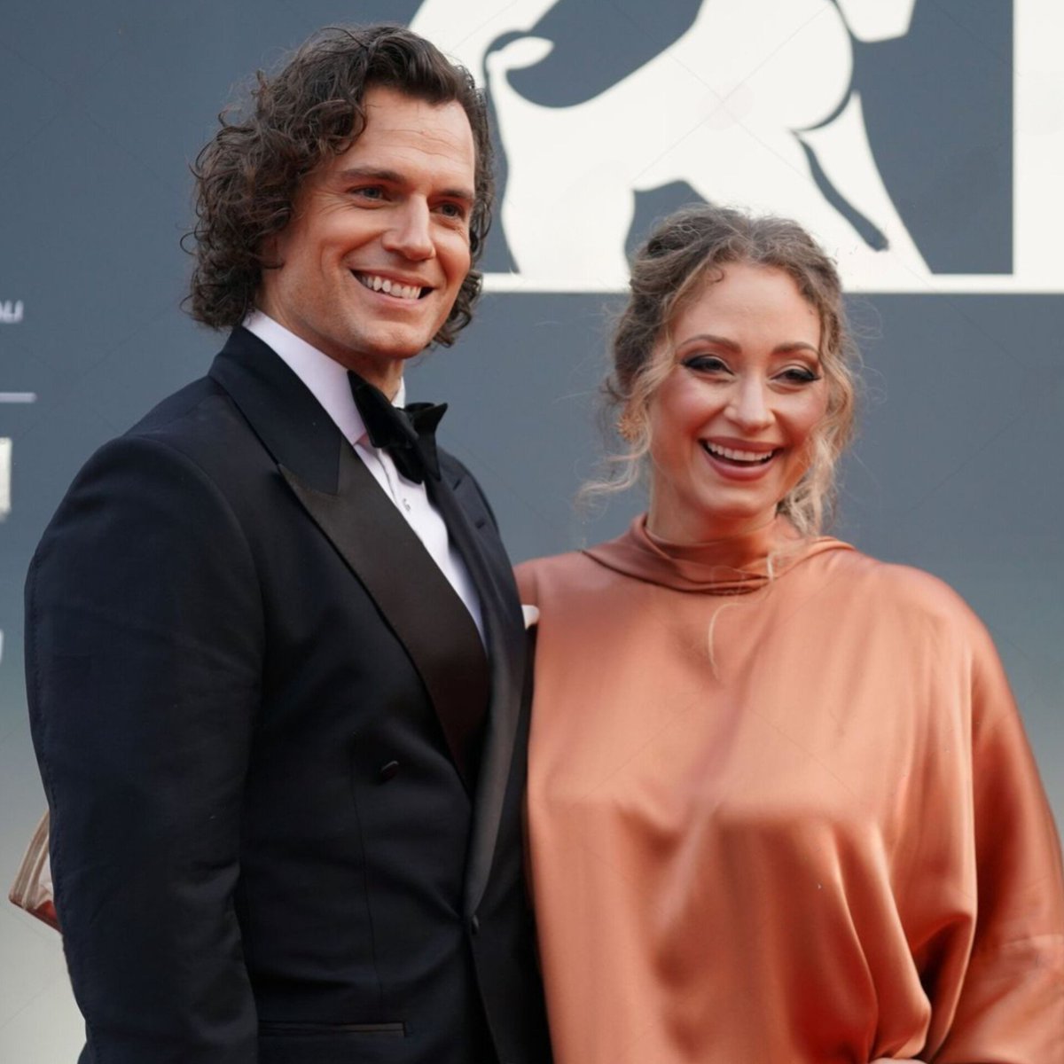 Henry Cavill Updates tweet media