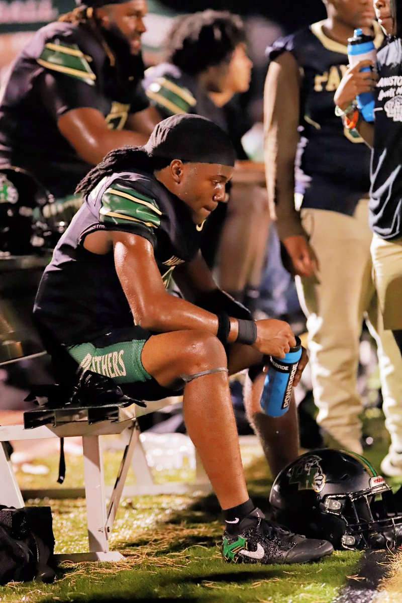 DeuceJamarion's tweet photo. I'm honored and blessed to be named 1st Team All Region for 5A for 2 years in a row! Thank you to my coaches and teammates for a undefeated season!  Thank you to everybody that believed in me!  It didn't end the way wanted but we had a good run.  Senior year, it's my journey, and I trust the process and God's plan for me. 
Romans 8:28
Still looking for a home🏠
6 D1 Offers 
712 All Purpose Yards
9 TDs
37 REC
10.5 of 13 Games Played
@CoachColeMeyer @C_2DA_J
@RecruitLangston
@RecruitGeorgia @RecruitNE_GA
@DAWGHZERECRUITS @DbCoachJulian @MattStewartTV
@GPBsports
#OneHughes