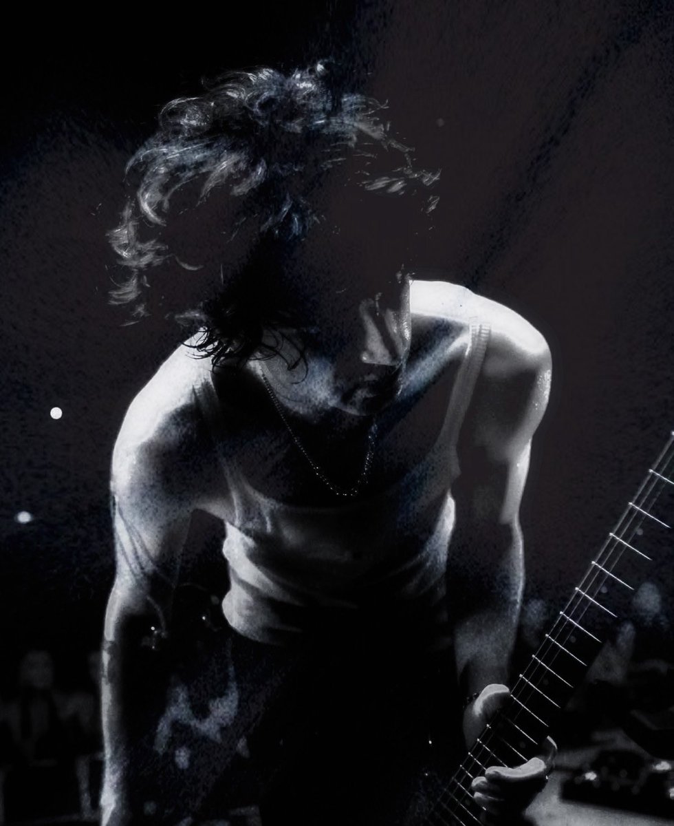 nobdyncrmee's tweet image. ⠀

     ⠀                               ༺☆༻

     ⠀