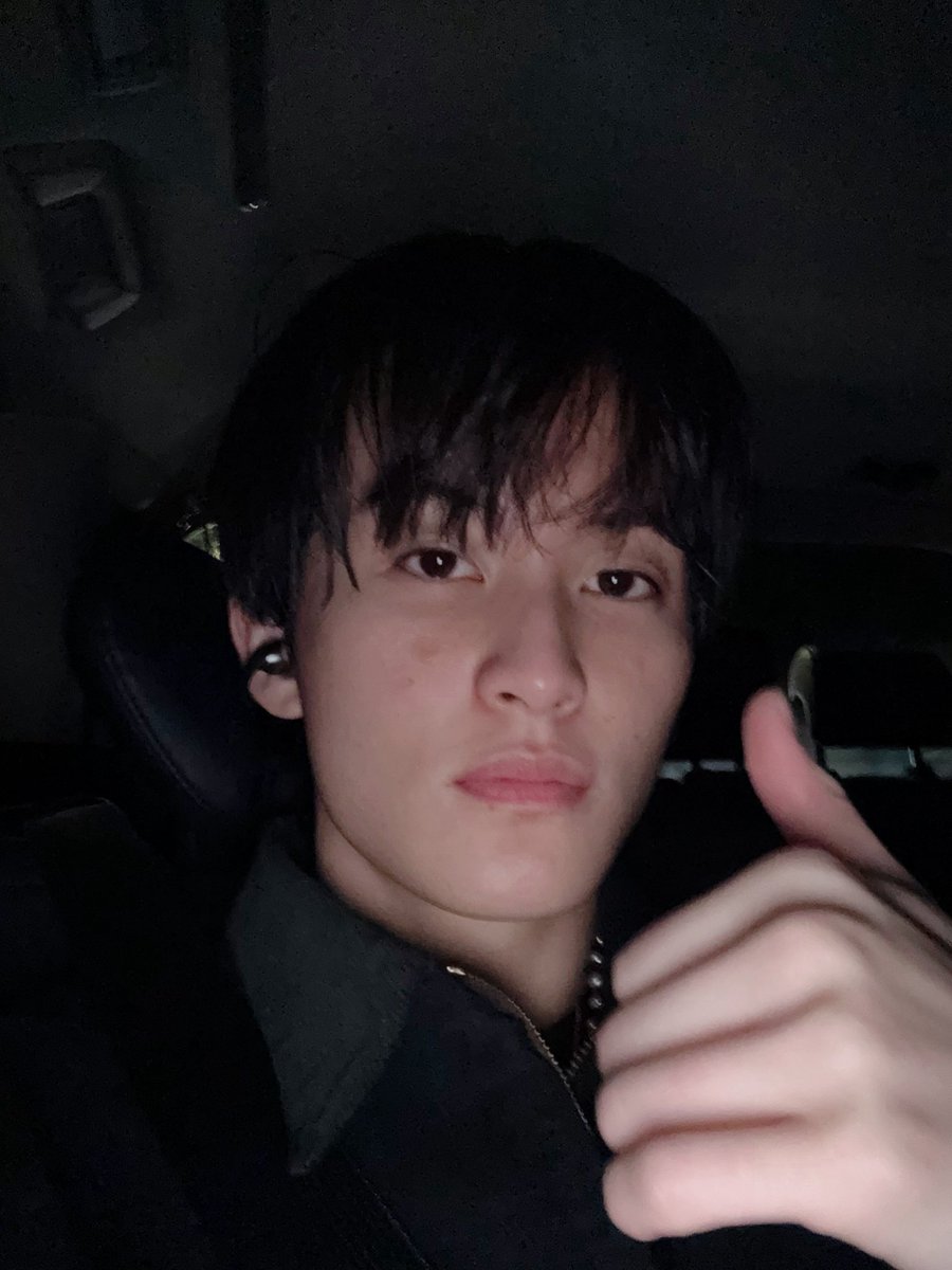 LOOKSMKL's tweet image. 🐯💭