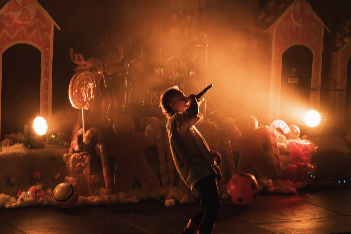 stellakelly🇻🇳 tweet media